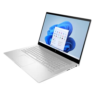 HP ENVY 17 CORE i7 12TH GEN 16GB 512 SSD 17"